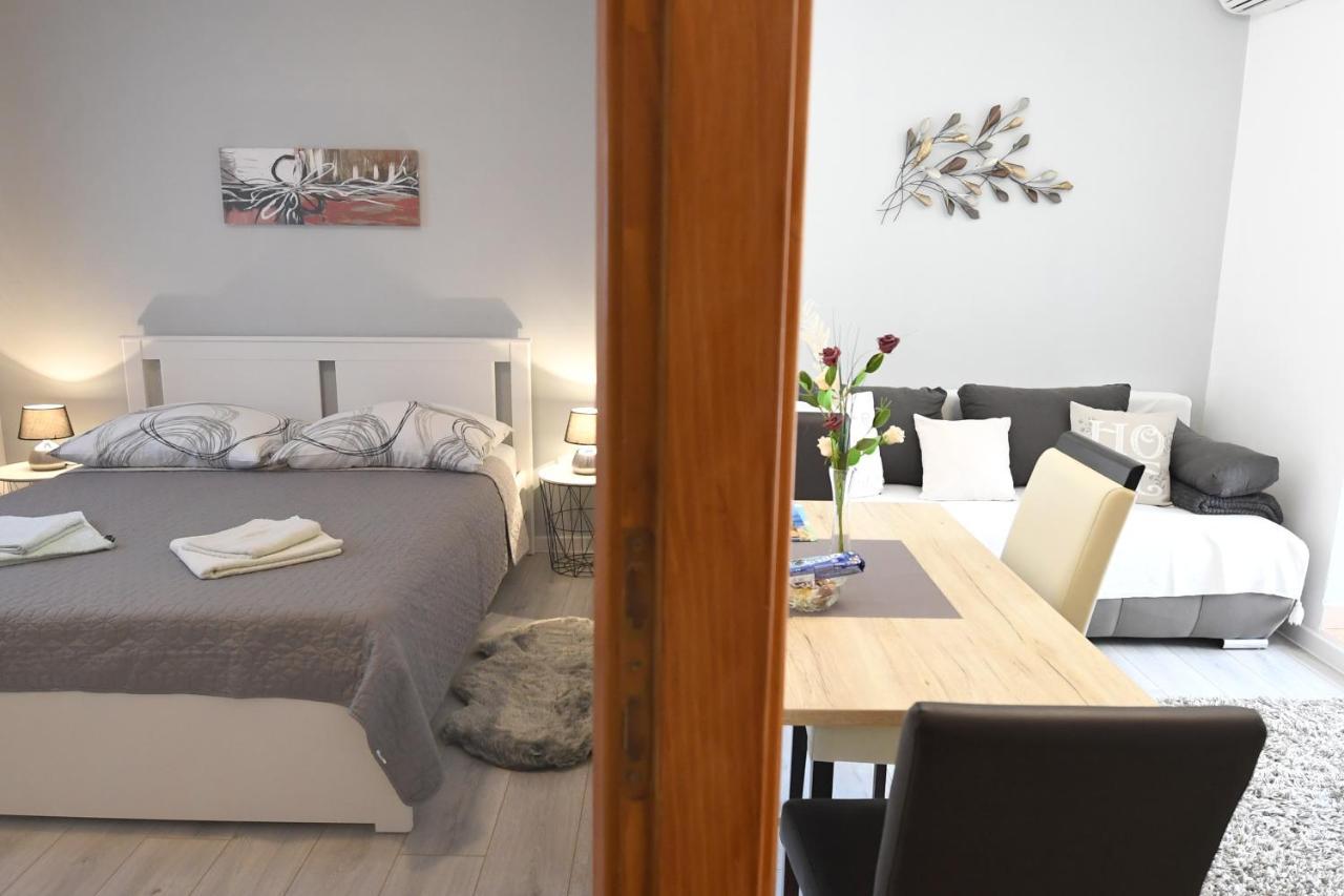 Apartment Karla Zadar Exterior foto